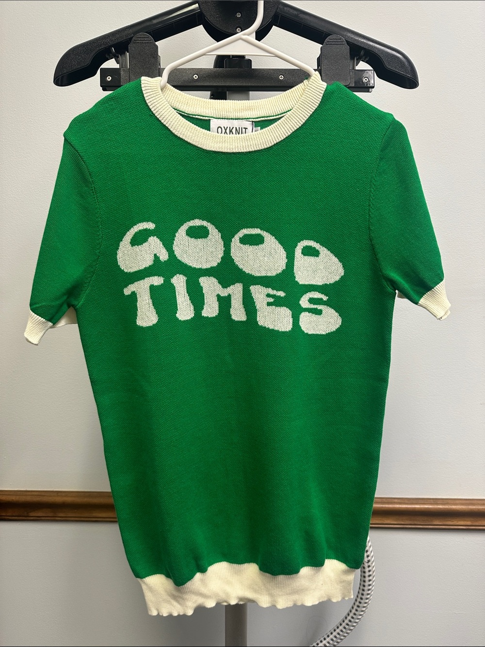 'Good Times' Green Short-Sleeve Sweater Top